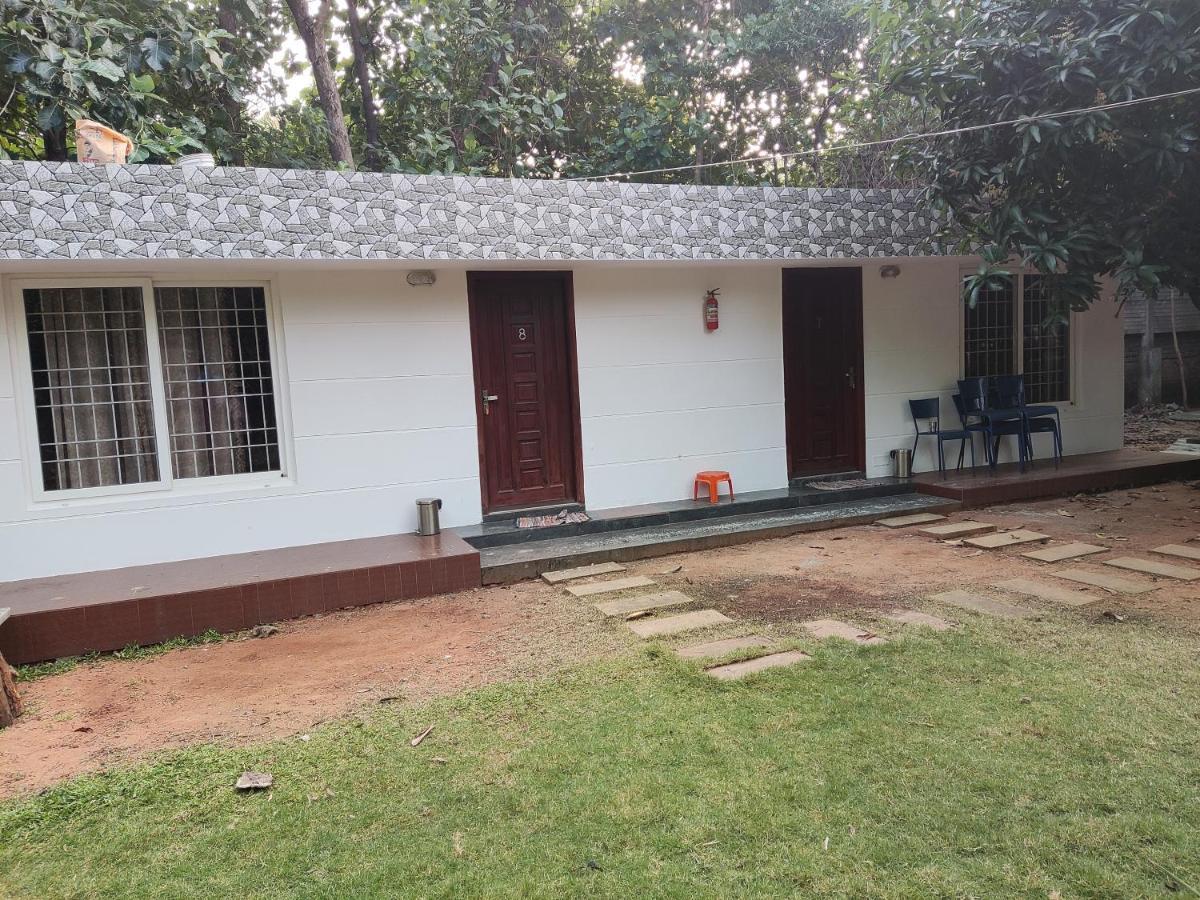 Sri Sai Farm House Pondicherry Eksteriør bilde